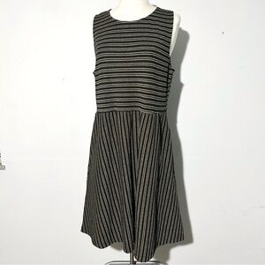 Draper James RSVP Shimmer Gold & Black Sleeveless Dress